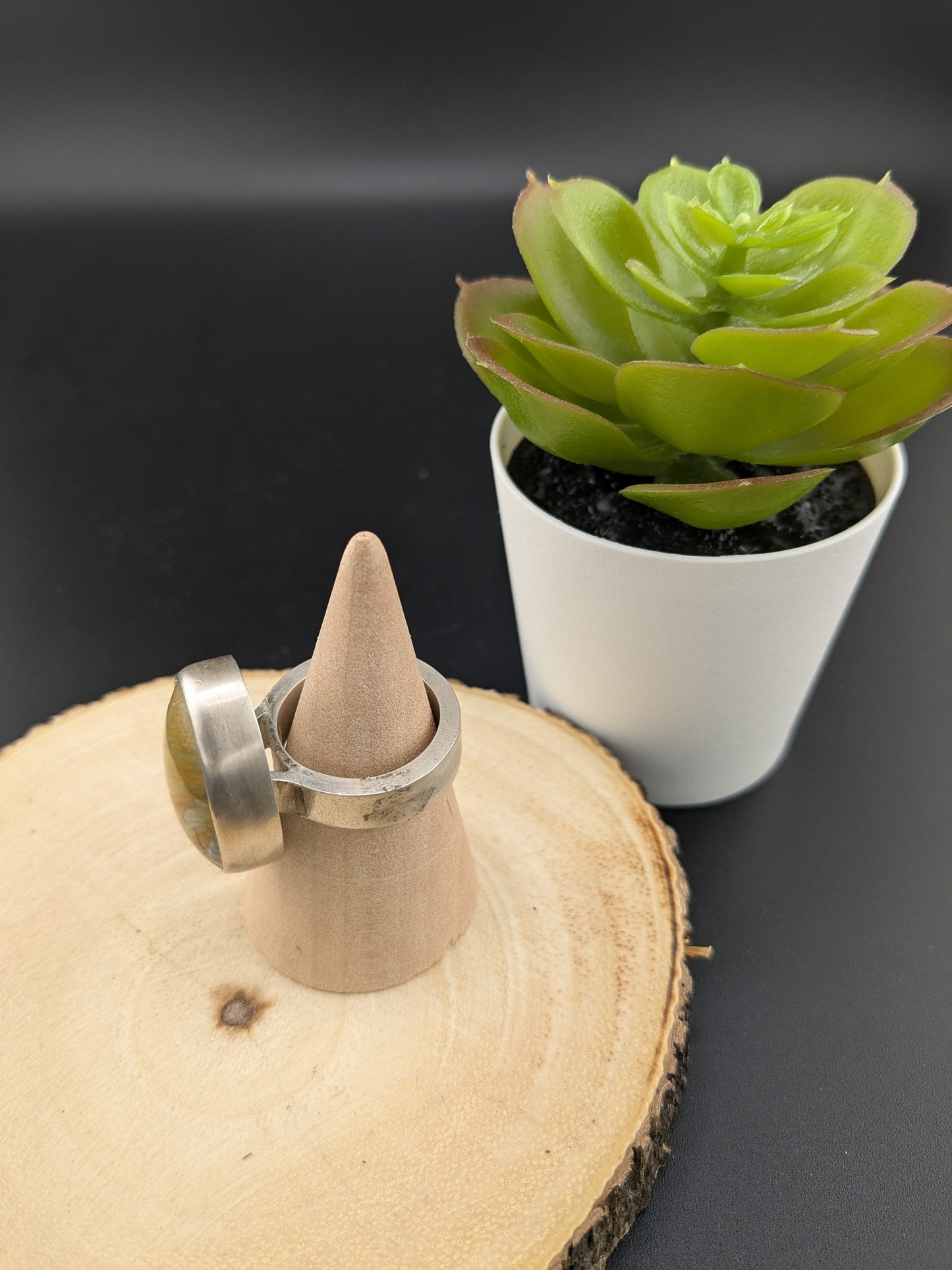 Gary Green, Not Green Ring - Size 8