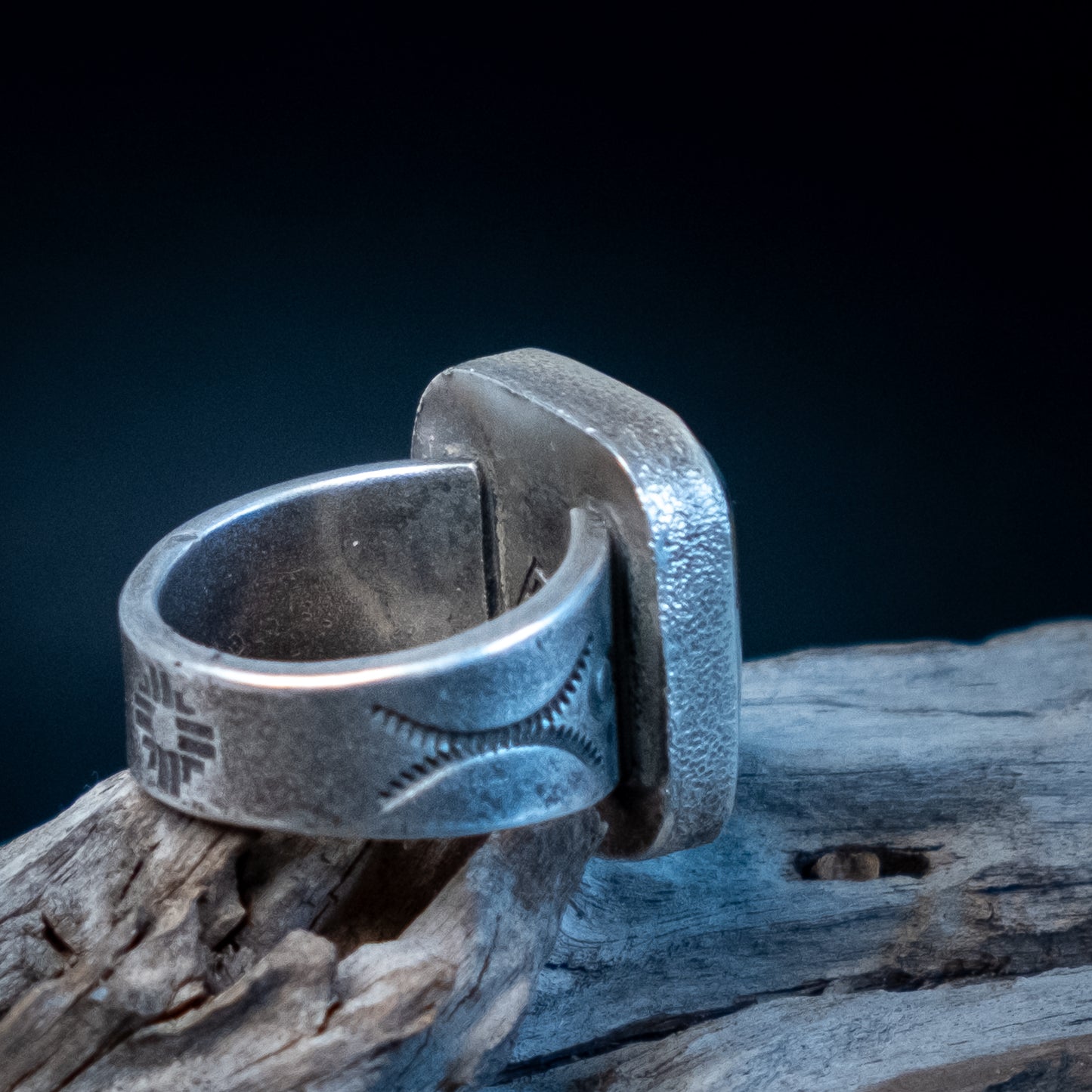 Gary Green Signet ring - size 9.5