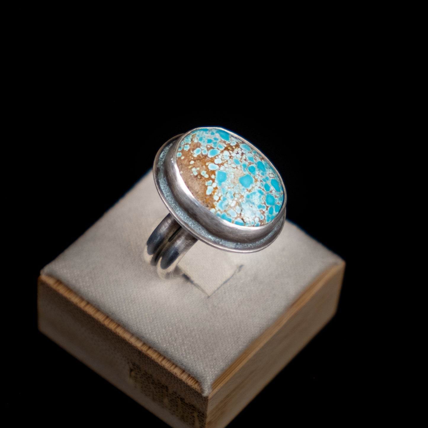 Pure Eight Ring - Size 7.75